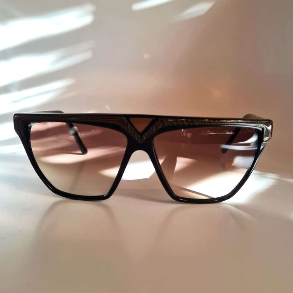 Vintage Laura Biogiotti Sunglasses P28